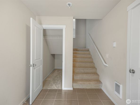 315 Chelan Avenue NE, Renton WA 98059