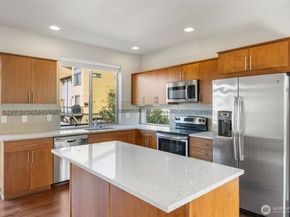315 Chelan Avenue NE, Renton WA 98059