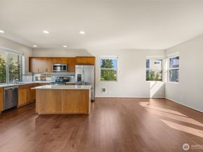 315 Chelan Avenue NE, Renton WA 98059
