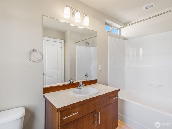315 Chelan Avenue NE, Renton WA 98059