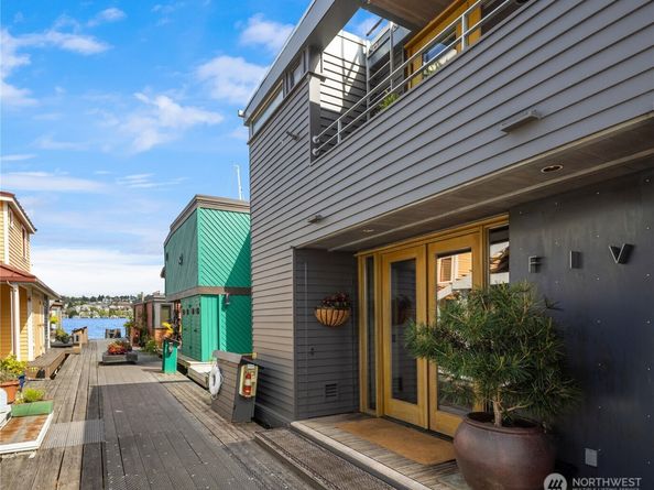 2466 Westlake Avenue N 5, Seattle WA 98109