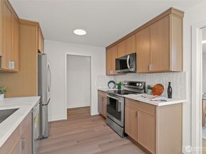 1312 S Massachusetts Street 302, Seattle WA 98144