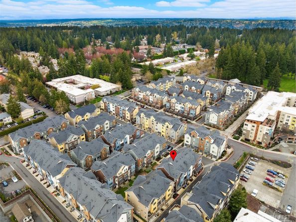 15768 NE 14th Ter, Bellevue WA 98008