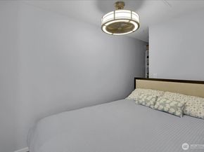 425 Vine Street 614, Seattle WA 98121