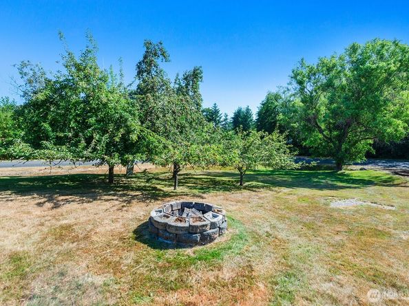 23405 80th Avenue SW, Vashon WA 98070