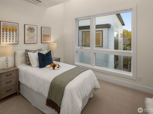 13324 132nd Avenue NE, Kirkland WA 98034