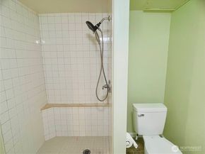 15460 65th Avenue S, Tukwila WA 98188