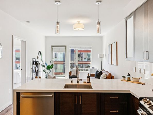 1760 NW 56th Street 606, Seattle WA 98107