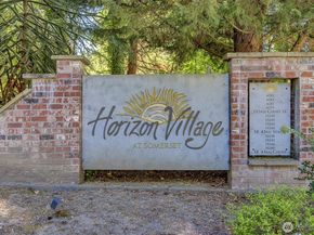 15244 SE 43rd Street C202, Bellevue WA 98006