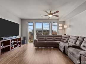 15100 6th Avenue SW 305, Burien WA 98166