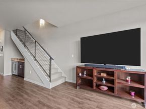 15100 6th Avenue SW 305, Burien WA 98166