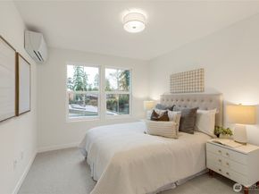 11607 NE 112th Street 2, Kirkland WA 98033