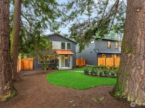 11607 NE 112th Street 2, Kirkland WA 98033
