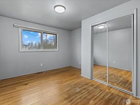 13729 8th Avenue S, Burien WA 98168