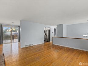 13729 8th Avenue S, Burien WA 98168