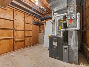 13729 8th Avenue S, Burien WA 98168