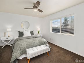 10686 NE Dawson Way, Kingston WA 98346