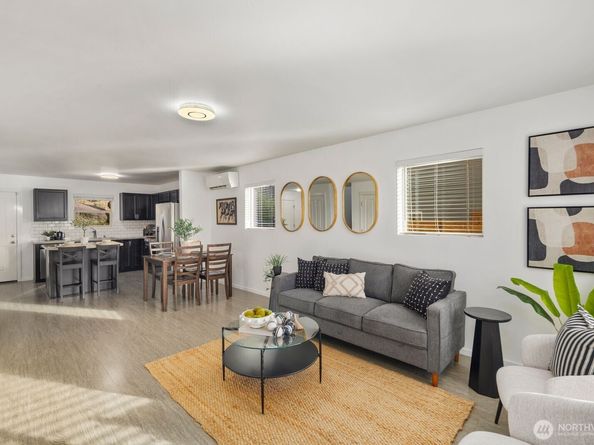 10686 NE Dawson Way, Kingston WA 98346