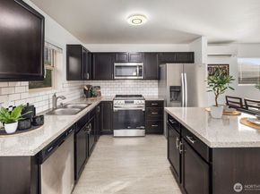 10686 NE Dawson Way, Kingston WA 98346