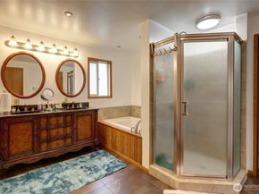 7820 NE 195th Street, Kenmore WA 98028