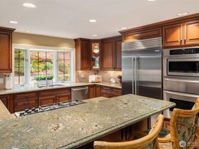 21712 NE 144th Place, Woodinville WA 98077