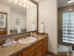 21712 NE 144th Place, Woodinville WA 98077