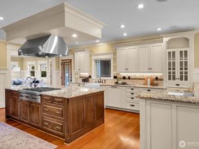 4905 NE Park Place, Seattle WA 98115