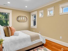 4905 NE Park Place, Seattle WA 98115