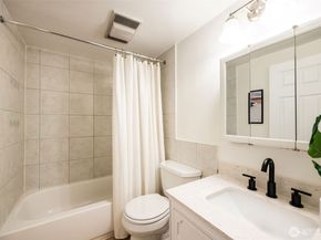 10020 18th Avenue SW, Seattle WA 98146