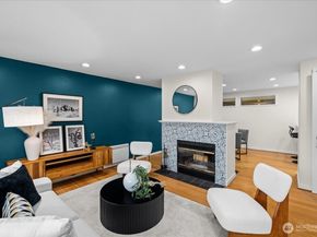 5225 50th Avenue NE 206, Seattle WA 98105