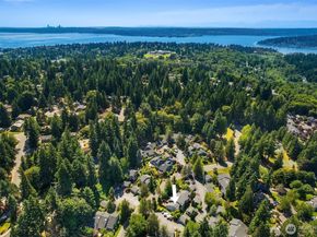 11807 NE 105th Court, Kirkland WA 98033