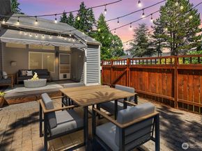 11807 NE 105th Court, Kirkland WA 98033