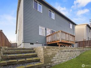 25912 35th Place S, Kent WA 98032