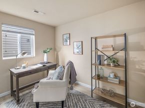 25912 35th Place S, Kent WA 98032