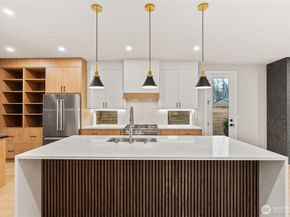 9012 124th Lane NE, Kirkland WA 98033