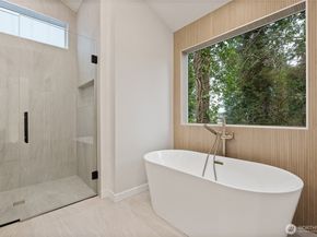 9012 124th Lane NE, Kirkland WA 98033