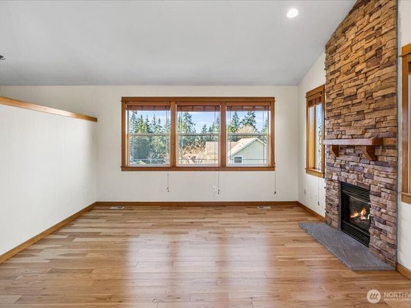 9723 Phillips Road SE, Port Orchard WA 98367