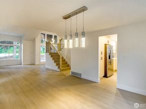 18501 28th Avenue SE, Bothell WA 98012