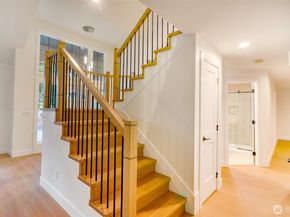 18501 28th Avenue SE, Bothell WA 98012