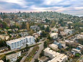 2244 13th Avenue W 407, Seattle WA 98119