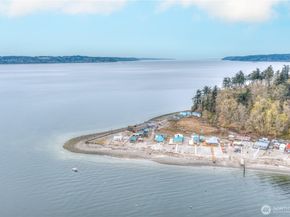15 U Snoqualmie Ave., Hat Island WA 98206