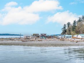 15 U Snoqualmie Ave., Hat Island WA 98206