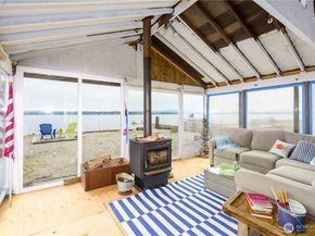 15 U Snoqualmie Ave., Hat Island WA 98206