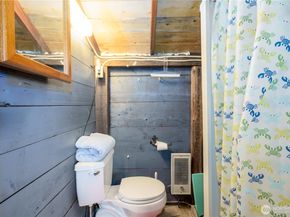 15 U Snoqualmie Ave., Hat Island WA 98206