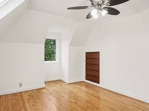 4335 NE 45th Street, Seattle WA 98105