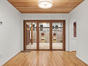 4335 NE 45th Street, Seattle WA 98105