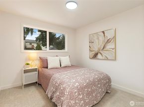 1831 201st Place SW, Lynnwood WA 98036