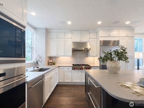 2111 W 9th Ave 24, Seattle WA 98119