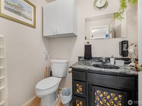 525 192nd Place SE, Bothell WA 98012