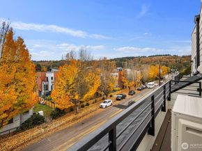 546 S Cloverdale Street B, Seattle WA 98108